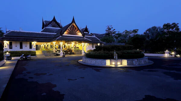 Mukdara Beach Villa & Spa Resort